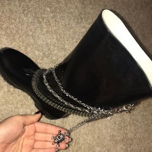 Brand new women’s rain boots!!